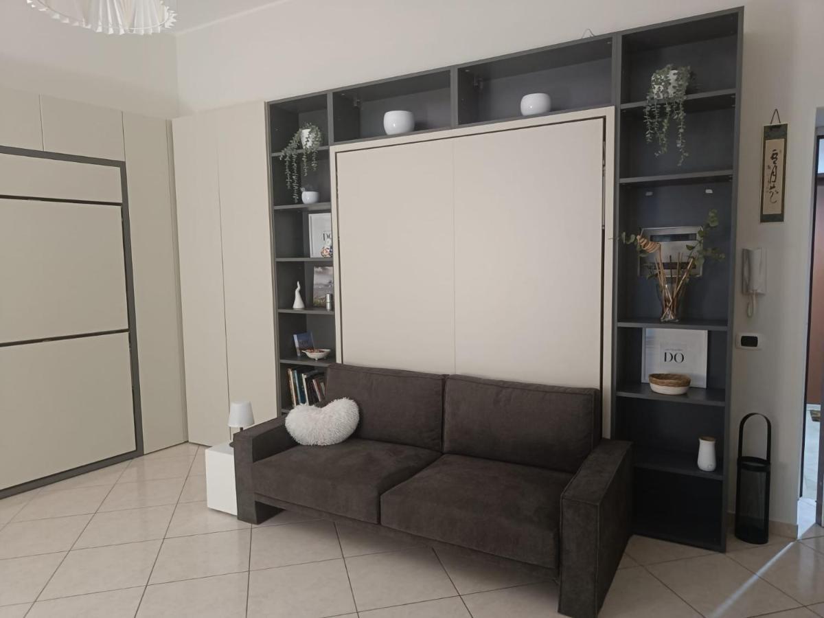 Domusmadre Apartment Наполи Екстериор снимка